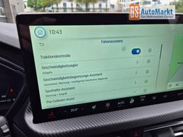 Ford Kuga ST-Line X 243PS PHEV Automatik Matrix-LED schwenkb. AHK elektr. PanoDach Sitzheizung v+h Lenkradheizung Frontscheibe beheizb. Navi SYNC4 Apple CarPlay Android Auto Touchscreen PDC 4xKamera 2xKeyless B+O Sound 19"LM vollelektr. Reichweite 65KM 