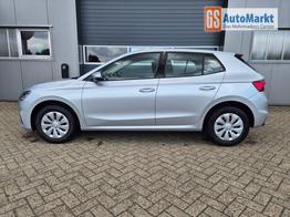 Skoda Fabia 1.0 TSI 115PS DSG Selection 5-t&uuml;rig R&uuml;ckf.Kamera Parksensoren Sitzheizung Multifunktionslenkrad Klima Skoda-Radio Bluetooth Touchscreen Tempomat Nebelsch. Apple CarPlay + Android Auto 