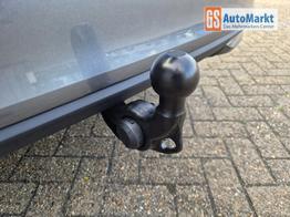 Skoda Octavia Combi 1.5 TSI 150PS m-HEV DSG Selection AHK Klimaautomatik ACC PDC v+h R&uuml;ckf.Kamera Sitzheizung TWA Apple CarPlay Android Auto 16"LM 