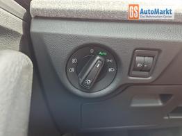 Skoda Kamiq 1.0 TSI 115PS DSG Selection R&uuml;ckf.Kamera PDC v+h Sitzheizung Klimaautomatik Skoda-Radio Apple CarPlay + Android Auto Tempomat Garantieverl&auml;ngerung 16"LM 