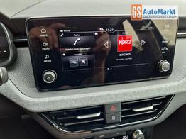 Skoda Kamiq 1.0 TSI 115PS DSG Selection R&uuml;ckf.Kamera PDC v+h Sitzheizung Klimaautomatik Skoda-Radio Apple CarPlay + Android Auto Tempomat Garantieverl&auml;ngerung 16"LM 