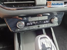 Skoda Kamiq 1.0 TSI 115PS DSG Selection R&uuml;ckf.Kamera PDC v+h Sitzheizung Klimaautomatik Skoda-Radio Apple CarPlay + Android Auto Tempomat Garantieverl&auml;ngerung 16"LM 