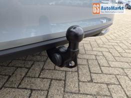 Skoda Octavia Combi 1.5 TSI 150PS m-HEV DSG Selection AHK Klimaautomatik ACC PDC v+h R&uuml;ckf.Kamera Sitzheizung TWA Apple CarPlay Android Auto 16"LM 