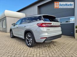 Skoda Kodiaq Sportline 1.5 TSI 204PS PHEV DSG schwenkb. AHK elektr. PanoDach HUD Alcantara PDC v+h 360&deg;Kamera CANTON Sound Klimaautomatik Sitzheizung Lenkradheizung Navi Apple CarPlay Android Auto 2xKeyless 19"LM vollelektr. Reichweite 116KM 