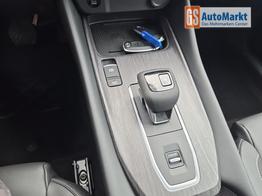 Nissan Qashqai 1.3 DIG-T MHEV 158 PS X-Tronic N-Design Head-Up Display Teil-Leder Klimaautomatik Sitzheizung Lenkradheizung Navi elektr. Heckklappe ACC PDC v+h 360&deg;Kamera DAB Bluetooth Touchscreen Apple CarPlay Android Auto 19"Zoll 