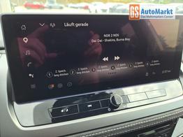 Nissan Qashqai 1.3 DIG-T MHEV 158 PS X-Tronic N-Design Head-Up Display Teil-Leder Klimaautomatik Sitzheizung Lenkradheizung Navi elektr. Heckklappe ACC PDC v+h 360&deg;Kamera DAB Bluetooth Touchscreen Apple CarPlay Android Auto 19"Zoll 