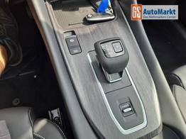 Nissan Qashqai 1.3 DIG-T MHEV 158 PS X-Tronic N-Design PanoDach Teil-Leder Klimaautomatik Sitzheizung Lenkradheizung Navi ACC PDC v+h 360&deg;Kamera DAB Bluetooth Touchscreen Apple CarPlay Android Auto 19"Zoll 