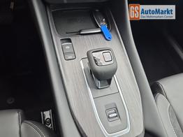 Nissan Qashqai 1.3 DIG-T MHEV 158 PS X-Tronic N-Design Head-Up Display Teil-Leder Klimaautomatik Sitzheizung Lenkradheizung Navi elektr. Heckklappe ACC PDC v+h 360&deg;Kamera DAB Bluetooth Touchscreen Apple CarPlay Android Auto 19"Zoll 