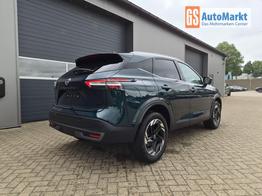 Nissan Qashqai 1.3 DIG-T MHEV 158 PS X-Tronic N-Connecta Teil-Leder PanoGlasdach Klimaautomatik Sitzheizung Lenkradheizung Navi ACC PDC v+h 360&deg;Kamera DAB Bluetooth Touchscreen Apple CarPlay Android Auto 18"LM 