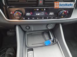 Nissan Qashqai 1.3 DIG-T MHEV 158 PS X-Tronic N-Connecta Teil-Leder PanoGlasdach Klimaautomatik Sitzheizung Lenkradheizung Navi ACC PDC v+h 360&deg;Kamera DAB Bluetooth Touchscreen Apple CarPlay Android Auto 18"LM 