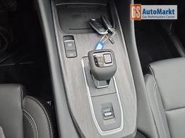 Nissan Qashqai 1.3 DIG-T MHEV 158 PS X-Tronic Tekna Voll-Leder Klimaautomatik PanoGlasdach Sitzheizung Lenkradheizung Navi Head-Up Display elektr. Heckklappe ACC PDC v+h 360&deg;Kamera DAB Bluetooth Touchscreen Apple CarPlay Android Auto 19"LM 