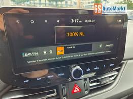 Hyundai i30 Kombi 1.6 T-GDI 150PS Automatik N-Line Sitzheizung Lenkradheizung Klimaautomatik Navi 10,3"-Touchscreen Bluelink Apple CarPlay + Android Auto PDC v+h R&uuml;ckf.Kamera 18-LM 