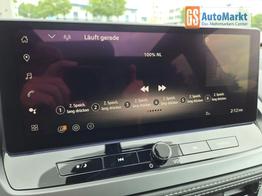 Nissan Qashqai 1.3 DIG-T MHEV 158 PS X-Tronic N-Connecta Teil-Leder PanoGlasdach Klimaautomatik Sitzheizung Lenkradheizung Navi ACC PDC v+h 360&deg;Kamera DAB Bluetooth Touchscreen Apple CarPlay Android Auto 18"LM 
