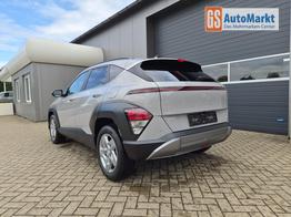 Hyundai KONA Trend 1.6 T-GDI 150PS Automatik Voll-LED-Scheinw. Sitzheizung Lenkradheizung ACC Klimaautomatik Navi Touchscreen DAB+ Apple CarPlay + Android Auto PDC v+h R&uuml;ckf.Kamera 2xKeyless 17-LM 