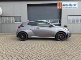 Toyota GR Yaris 1.6 Turbo 280PS Automatik 4x4 High Performance Klimaautomatik Lenkradheizung Sitzheizung JBL Premiumsound Navi Bluetooth DAB Apple CarPlay Android Auto2x Keyless ACC R&uuml;ckf.Kamera PDC v+h 18-LM 
