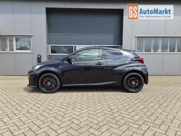 Toyota GR Yaris 1.6 Turbo 280PS Automatik 4x4 High Performance Klimaautomatik Lenkradheizung Sitzheizung JBL Premiumsound Navi Bluetooth DAB Apple CarPlay Android Auto2x Keyless ACC R&uuml;ckf.Kamera PDC v+h 18-LM 