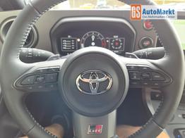 Toyota GR Yaris 1.6 Turbo 280PS Automatik 4x4 High Performance BBS Felgen Klimaautomatik Lenkradheizung Sitzheizung JBL Premiumsound Navi Bluetooth DAB Apple CarPlay Android Auto2x Keyless ACC R&uuml;ckf.Kamera PDC v+h 18-LM 
