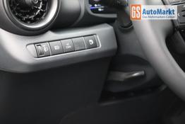 Toyota C-HR 2.0-l-VVT-i 223PS PHEV Automatik Teamplayer Voll-LED elektr. Heckklappe Sitzheizung Lenkradheizung Klimaautomatik Navi Bluetooth wireless Apple CarPlay + Android Auto ACC PDC v+h R&uuml;ckf.Kamera 18"LM vollelektr. Reichweite 66KM 