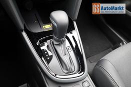 Toyota Yaris Cross 1.5-l 130PS HEV Automatik Style Matrix-LED 4xKamera elektr. Heckklappe Sitzheizung Lenkradheizung Klimaautomatik Navi Bluetooth wireless Apple CarPlay + Android Auto ACC PDC v+h 18"LM 