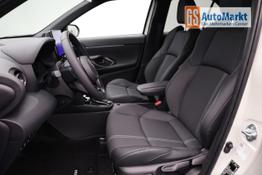 Toyota Yaris Cross 1.5-l 130PS HEV Automatik Style Matrix-LED 4xKamera elektr. Heckklappe Sitzheizung Lenkradheizung Klimaautomatik Navi Bluetooth wireless Apple CarPlay + Android Auto ACC PDC v+h 18"LM 