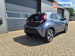 Toyota Aygo X Pure 1.5 Hybrid 116PS Automatik Sitzheizung Klimaautomatik R&uuml;ckf.Kamera AbstandsTempomat Nebelscheinw. Multifunktionslenkrad Bluetooth Touchscreen Apple CarPlay + Android Auto 2xKeyless 