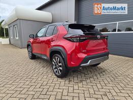 Toyota Yaris Cross 1.5-l 130PS HEV Automatik Style Matrix-LED 4xKamera elektr. Heckklappe Sitzheizung Lenkradheizung Klimaautomatik Navi Bluetooth wireless Apple CarPlay + Android Auto ACC PDC v+h 18"LM 
