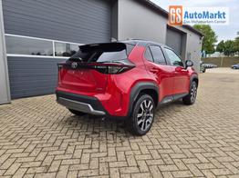 Toyota Yaris Cross 1.5-l 130PS HEV Automatik Style Matrix-LED 4xKamera elektr. Heckklappe Sitzheizung Lenkradheizung Klimaautomatik Navi Bluetooth wireless Apple CarPlay + Android Auto ACC PDC v+h 18"LM 