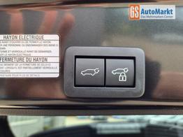 Toyota Yaris Cross 1.5-l 130PS HEV Automatik Style Matrix-LED 4xKamera elektr. Heckklappe Sitzheizung Lenkradheizung Klimaautomatik Navi Bluetooth wireless Apple CarPlay + Android Auto ACC PDC v+h 18"LM 