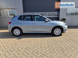 Skoda Fabia 1.0 TSI 95PS Selection 5-t&uuml;rig R&uuml;ckf.Kamera Parksensoren Sitzheizung Multifunktionslenkrad Klima Skoda-Radio Bluetooth Touchscreen Speedlimiter Nebelsch. Apple CarPlay + Android Auto 