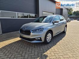 Skoda Fabia 1.0 TSI 95PS Selection 5-t&uuml;rig R&uuml;ckf.Kamera Parksensoren Sitzheizung Multifunktionslenkrad Klima Skoda-Radio Bluetooth Touchscreen Speedlimiter Nebelsch. Apple CarPlay + Android Auto 