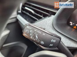 Skoda Kamiq 1.5 TSI 150PS DSG Selection Klimaautomatik Sitzheizung R&uuml;ckf.Kamera PDC Apple CarPlay + Android Auto Tempomat Garantieverl&auml;ngerung 16"LM 