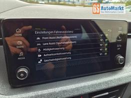 Skoda Kamiq 1.5 TSI 150PS DSG Selection Klimaautomatik Sitzheizung R&uuml;ckf.Kamera PDC Apple CarPlay + Android Auto Tempomat Garantieverl&auml;ngerung 16"LM 