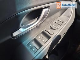 Hyundai i30 Kombi 1.6 T-GDI 150PS Automatik N-Line Sitzheizung Lenkradheizung Klimaautomatik Navi 10,3"-Touchscreen Bluelink Apple CarPlay + Android Auto PDC v+h R&uuml;ckf.Kamera 18-LM 
