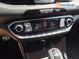 Hyundai i30 Kombi 1.6 T-GDI 150PS Automatik N-Line Sitzheizung Lenkradheizung Klimaautomatik Navi 10,3"-Touchscreen Bluelink Apple CarPlay + Android Auto PDC v+h R&uuml;ckf.Kamera 18-LM 