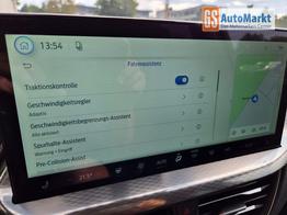 Ford Kuga Titanium 243PS PHEV Automatik elektr. PanoDach Sitzheizung v+h Lenkradheizung Frontscheibe beheizb. Klimaautomatik Navi SYNC4 Apple CarPlay Android Auto Touchscreen PDC 4xKamera 2xKeyless 17"LM vollelektr. Reichweite 66KM 