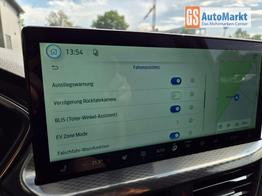 Ford Kuga Titanium 243PS PHEV Automatik elektr. PanoDach Sitzheizung v+h Lenkradheizung Frontscheibe beheizb. Klimaautomatik Navi SYNC4 Apple CarPlay Android Auto Touchscreen PDC 4xKamera 2xKeyless 17"LM vollelektr. Reichweite 66KM 