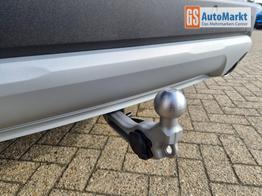 Ford Kuga Titanium 243PS PHEV Automatik schwenkb. AHK elektr. PanoDach Sitzheizung v+h Lenkradheizung Frontscheibe beheizb. Klimaautomatik Navi SYNC4 Apple CarPlay Android Auto Touchscreen PDC 4xKamera 2xKeyless 17"LM vollelektr. Reichweite 66KM 