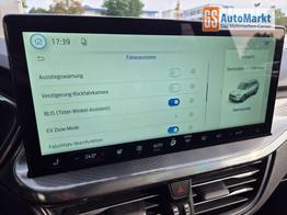 Ford Kuga Titanium 243PS PHEV Automatik schwenkb. AHK elektr. PanoDach Sitzheizung v+h Lenkradheizung Frontscheibe beheizb. Klimaautomatik Navi SYNC4 Apple CarPlay Android Auto Touchscreen PDC 4xKamera 2xKeyless 17"LM vollelektr. Reichweite 66KM 