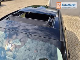Ford Kuga Titanium 243PS PHEV Automatik elektr. PanoDach Sitzheizung v+h Lenkradheizung Frontscheibe beheizb. Klimaautomatik Navi SYNC4 Apple CarPlay Android Auto Touchscreen PDC 4xKamera 2xKeyless 17"LM vollelektr. Reichweite 66KM 