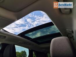 Ford Kuga Titanium 243PS PHEV Automatik elektr. PanoDach Sitzheizung v+h Lenkradheizung Frontscheibe beheizb. Klimaautomatik Navi SYNC4 Apple CarPlay Android Auto Touchscreen PDC 4xKamera 2xKeyless 17"LM vollelektr. Reichweite 66KM 