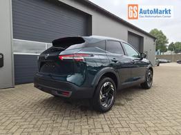 Nissan Qashqai 1.3 DIG-T MHEV 158 PS X-Tronic N-Connecta Teil-Leder PanoGlasdach Klimaautomatik Sitzheizung Lenkradheizung Navi ACC PDC v+h 360&deg;Kamera DAB Bluetooth Touchscreen Apple CarPlay Android Auto 18"LM 
