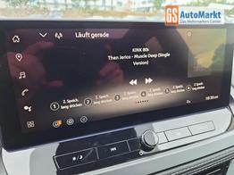 Nissan Qashqai 1.3 DIG-T MHEV 158 PS X-Tronic N-Connecta Teil-Leder PanoGlasdach Klimaautomatik Sitzheizung Lenkradheizung Navi ACC PDC v+h 360&deg;Kamera DAB Bluetooth Touchscreen Apple CarPlay Android Auto 18"LM 