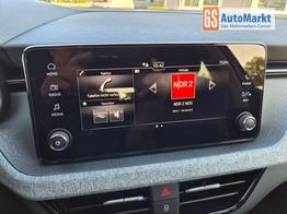Skoda Kamiq 1.5 TSI 150PS DSG Selection AHK Klimaautomatik Sitzheizung R&uuml;ckf.Kamera PDC Apple CarPlay + Android Auto Tempomat Garantieverl&auml;ngerung 16"LM 