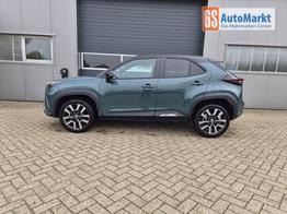 Toyota Yaris Cross 1.5-l 130PS HEV Automatik Style Matrix-LED 4xKamera elektr. Heckklappe Sitzheizung Lenkradheizung Klimaautomatik Navi Bluetooth wireless Apple CarPlay + Android Auto ACC PDC v+h 18"LM 