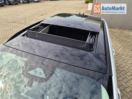 Ford Kuga Titanium 243PS PHEV Automatik elektr. PanoDach Sitzheizung v+h Lenkradheizung Frontscheibe beheizb. Klimaautomatik Navi SYNC4 Apple CarPlay Android Auto Touchscreen PDC 4xKamera 2xKeyless 17"LM vollelektr. Reichweite 66KM 