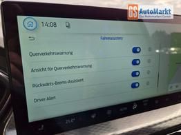 Ford Kuga Titanium 243PS PHEV Automatik elektr. PanoDach Sitzheizung v+h Lenkradheizung Frontscheibe beheizb. Klimaautomatik Navi SYNC4 Apple CarPlay Android Auto Touchscreen PDC 4xKamera 2xKeyless 17"LM vollelektr. Reichweite 66KM 
