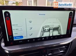 Ford Kuga Titanium 243PS PHEV Automatik schwenkb. AHK Sitzheizung v+h Lenkradheizung Frontscheibe beheizb. Klimaautomatik Navi SYNC4 Apple CarPlay Android Auto Touchscreen PDC 4xKamera 2xKeyless 17"LM vollelektr. Reichweite 66KM 