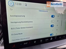 Ford Kuga Titanium 243PS PHEV Automatik schwenkb. AHK Sitzheizung v+h Lenkradheizung Frontscheibe beheizb. Klimaautomatik Navi SYNC4 Apple CarPlay Android Auto Touchscreen PDC 4xKamera 2xKeyless 17"LM vollelektr. Reichweite 66KM 