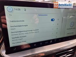 Ford Kuga Titanium 243PS PHEV Automatik schwenkb. AHK elektr. PanoDach Sitzheizung v+h Lenkradheizung Frontscheibe beheizb. Klimaautomatik Navi SYNC4 Apple CarPlay Android Auto Touchscreen PDC 4xKamera 2xKeyless 17"LM vollelektr. Reichweite 66KM 