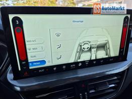 Ford Kuga Titanium 243PS PHEV Automatik elektr. PanoDach Sitzheizung v+h Lenkradheizung Frontscheibe beheizb. Klimaautomatik Navi SYNC4 Apple CarPlay Android Auto Touchscreen PDC 4xKamera 2xKeyless 17"LM vollelektr. Reichweite 66KM 